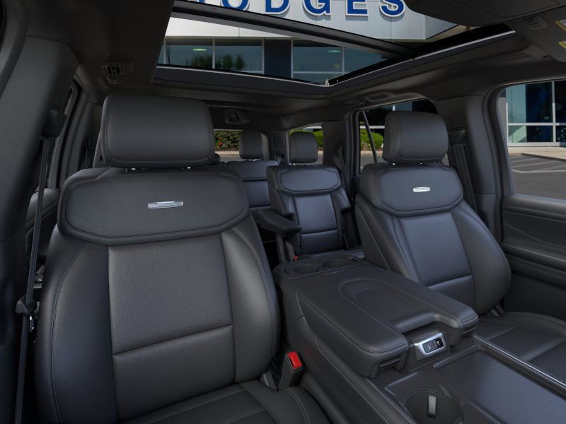 New 2025 Ford Expedition Platinum image 10