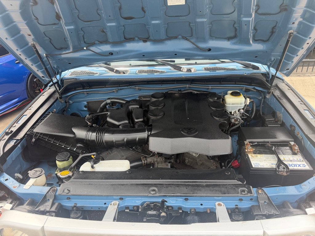 Used 2012 Toyota FJ Cruiser 4WD w/ Upgrade Pkg image 11