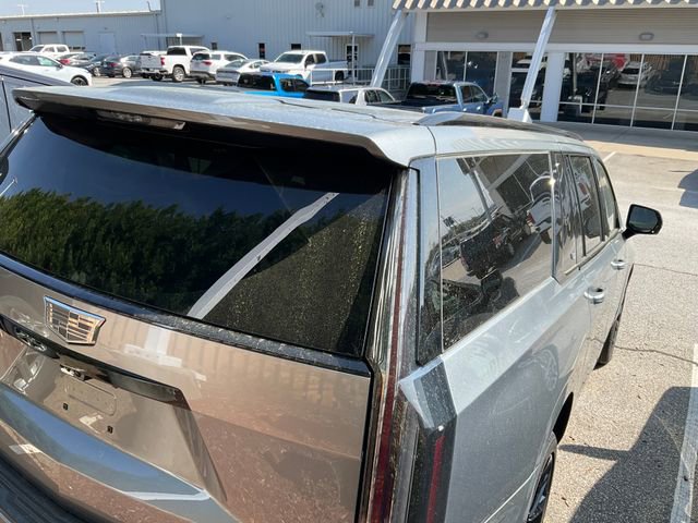 Used 2026 Cadillac Escalade ESV Sport w/ LPO, ONYX Package image 6