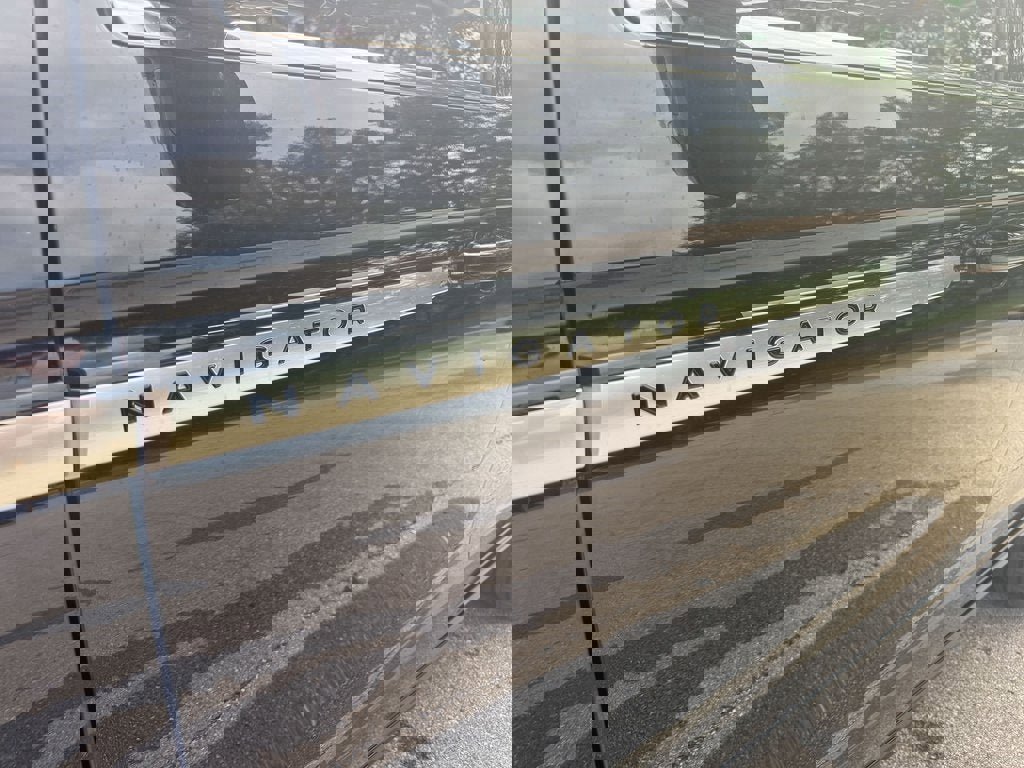 New 2025 Lincoln Navigator Reserve image 47