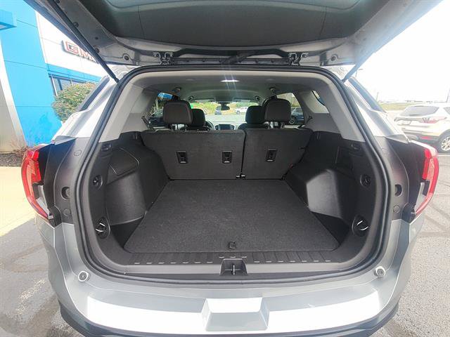Used 2024 GMC Terrain SLE w/ Driver Convenience Package AWD/4WD image 13