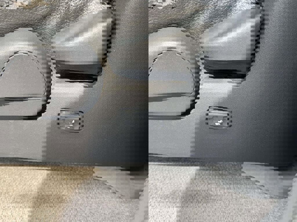 Used 2004 Toyota 4Runner SR5 image 24