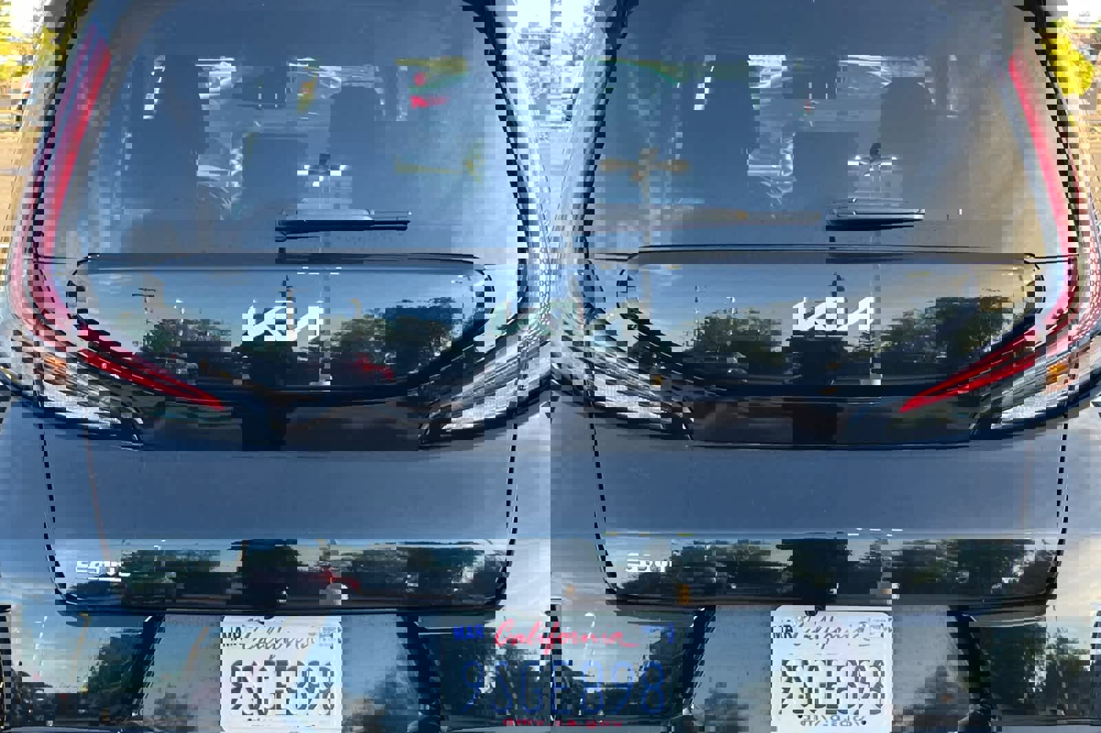 Used 2025 Kia Soul LX w/ LX Technology Package image 8