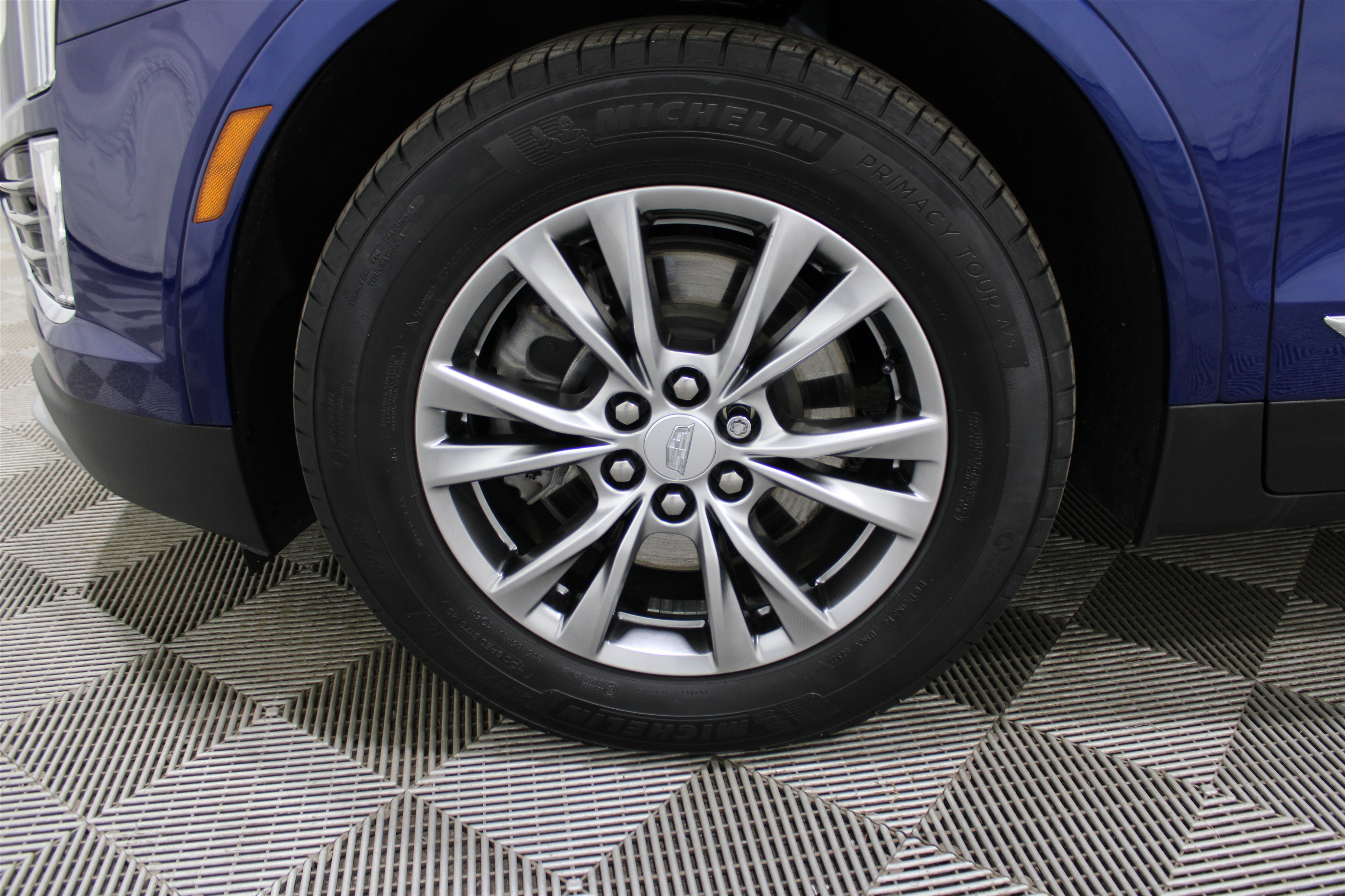 Certified 2023 Cadillac XT5 Premium Luxury image 38