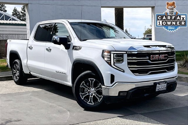 Used 2025 GMC Sierra 1500 SLT AWD/4WD image 2