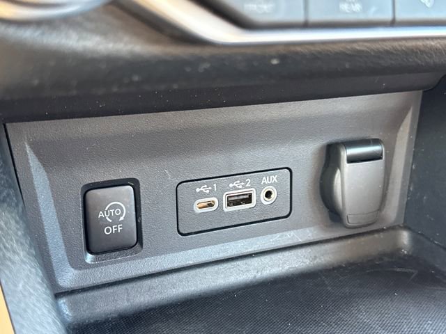 Used 2024 Nissan Sentra SV w/ SV Premium Package image 28