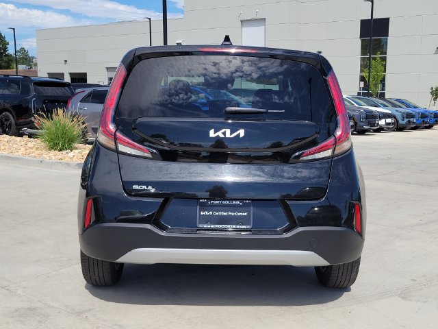 Certified 2025 Kia Soul LX w/ LX Technology Package FWD image 4