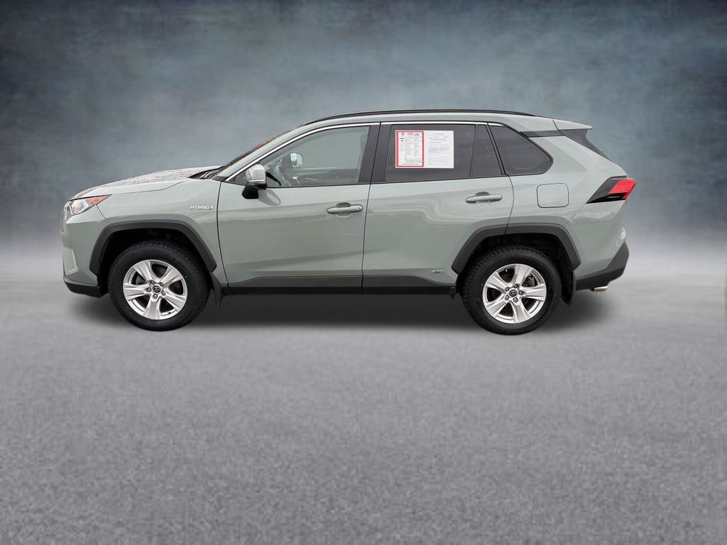 Used 2021 Toyota RAV4 XLE w/ XLE Grade Weather Package AWD/4WD image 2
