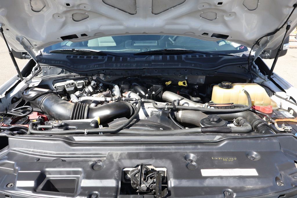 Used 2019 Ford F550 4x4 Crew Cab Super Duty image 14