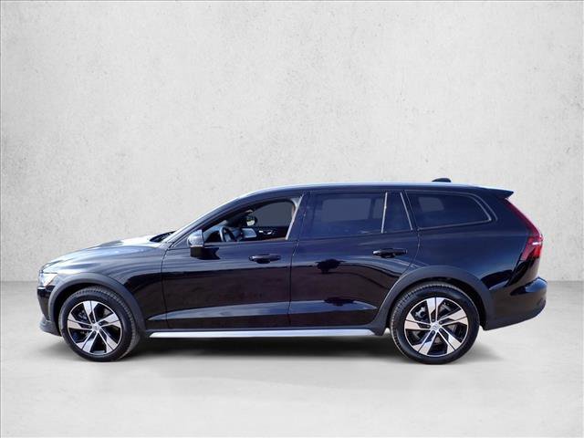 Used 2022 Volvo V60 T5 Cross Country AWD/4WD video 2
