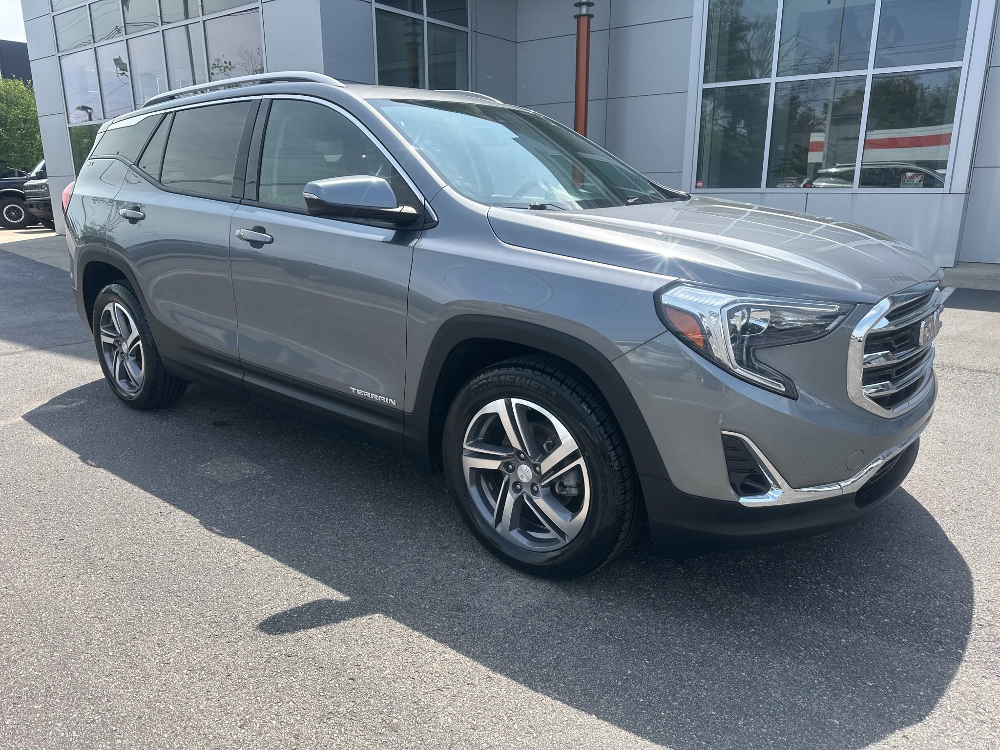 Used 2020 GMC Terrain SLT FWD video 3