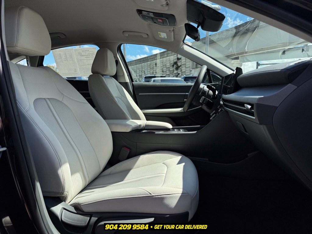 Used 2025 Hyundai Sonata SEL FWD image 36