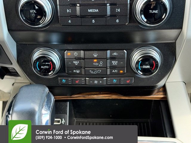 Used 2019 Ford F150 Lariat w/ Equipment Group 502A Luxury AWD/4WD image 33