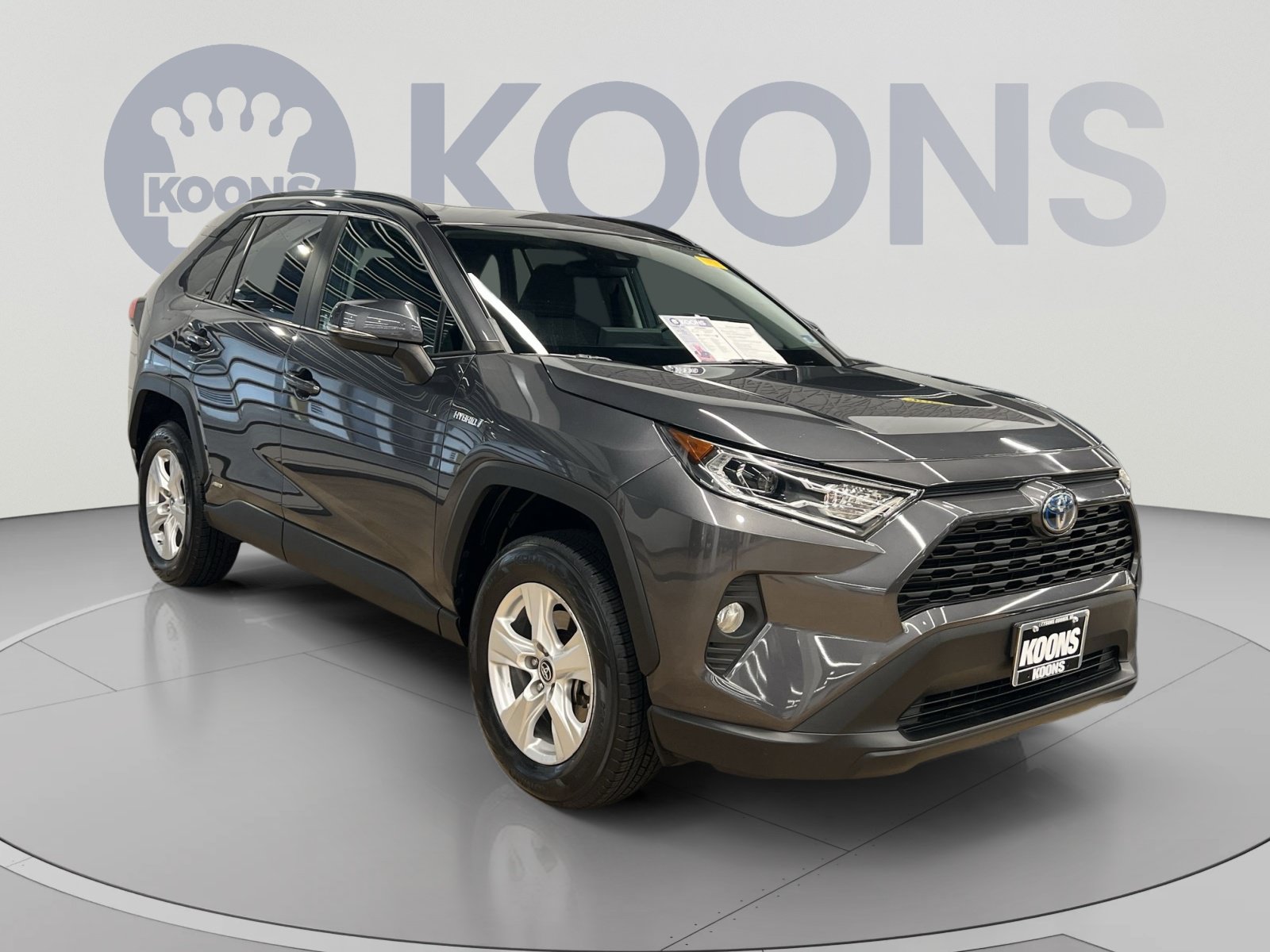 Used 2019 Toyota RAV4 XLE w/ Carpet Mat Package AWD/4WD image 7