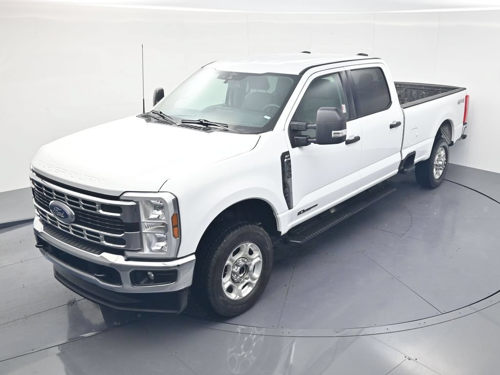 Used 2025 Ford F350 XLT AWD/4WD image 38