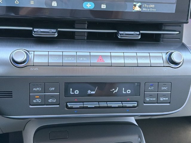 New 2027 Hyundai Kona Limited FWD image 17
