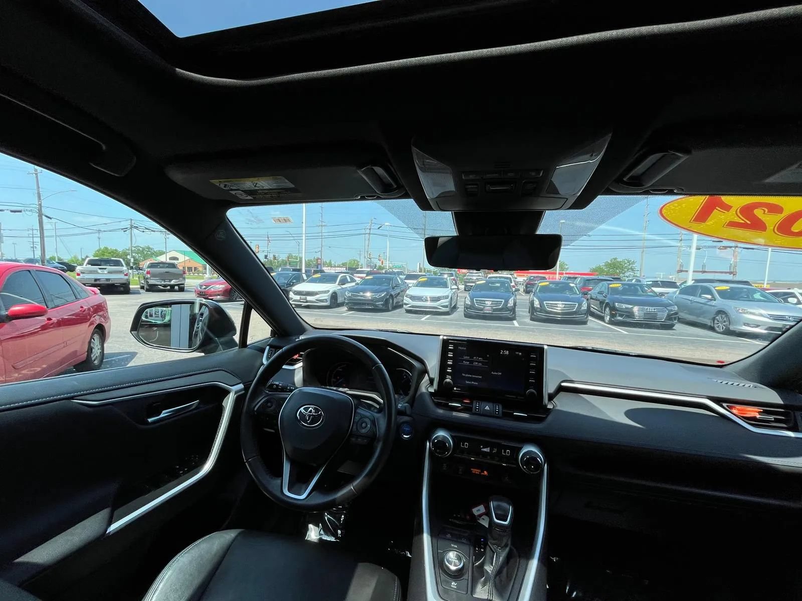 Used 2021 Toyota RAV4 XSE AWD/4WD image 41