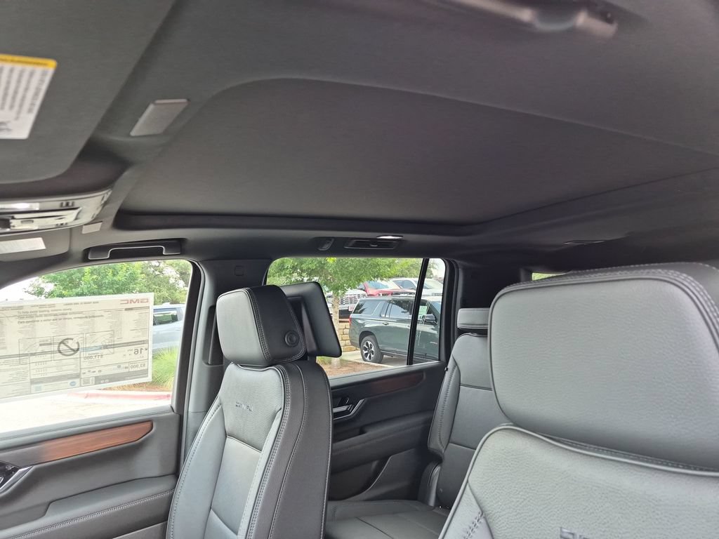 New 2026 GMC Yukon XL Denali w/ Denali Reserve Package AWD/4WD image 34