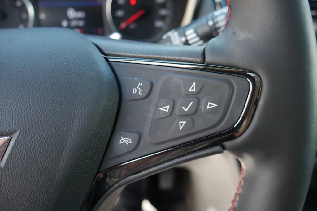 Used 2023 Chevrolet Equinox RS w/ RS Leather Package FWD image 13