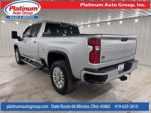 Used 2022 Chevrolet Silverado 2500 High Country w/ Technology Package image 3