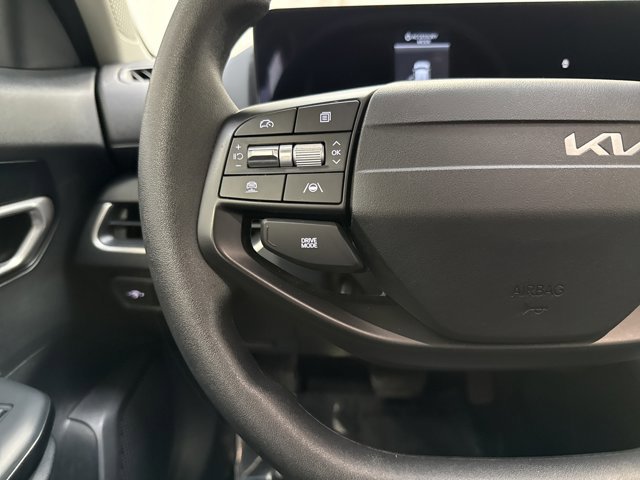 Certified 2025 Kia K4 FWD image 17