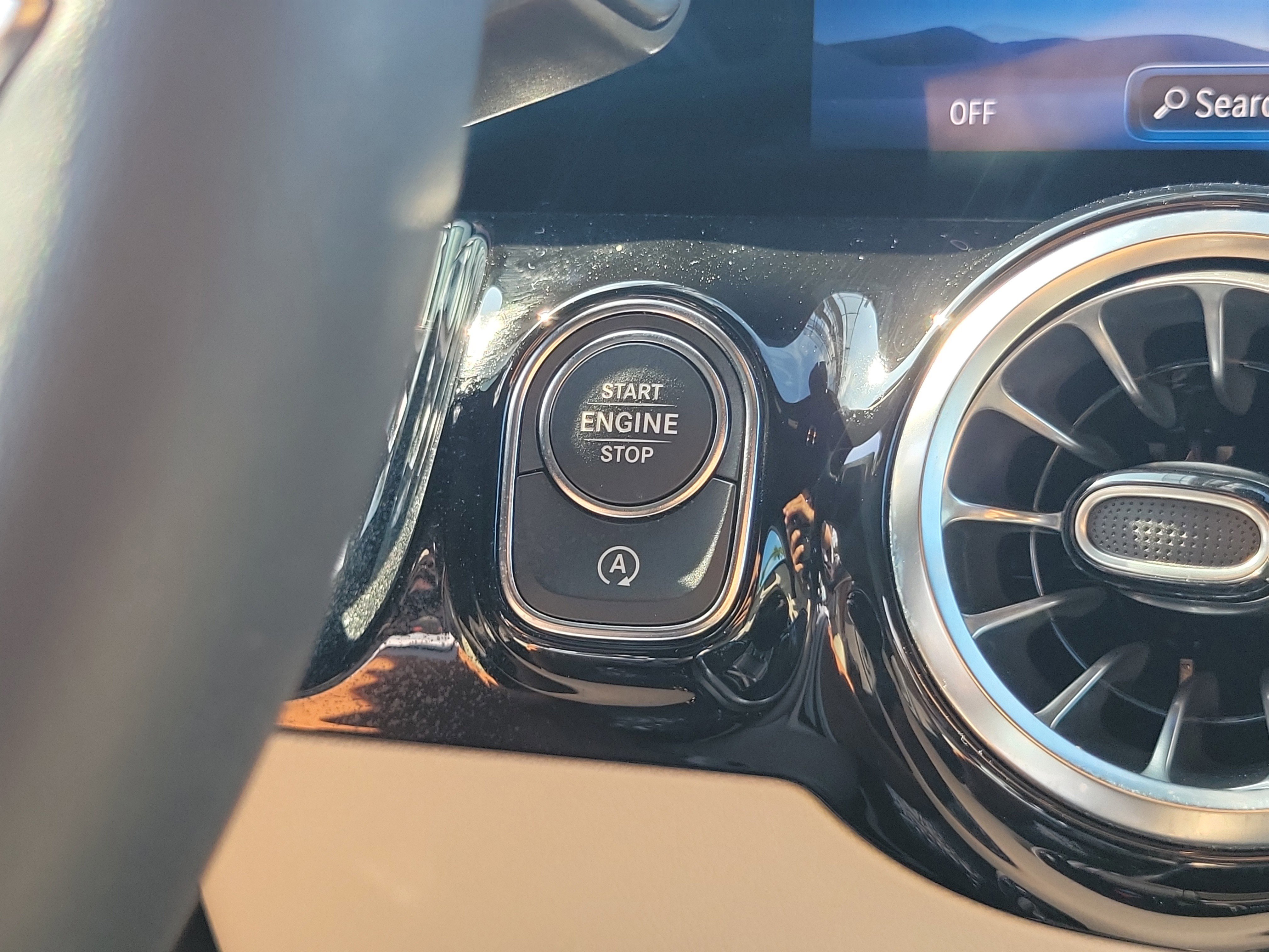 Certified 2026 Mercedes-Benz GLA 250 image 29