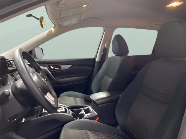 Used 2018 Nissan Rogue SV AWD/4WD image 21