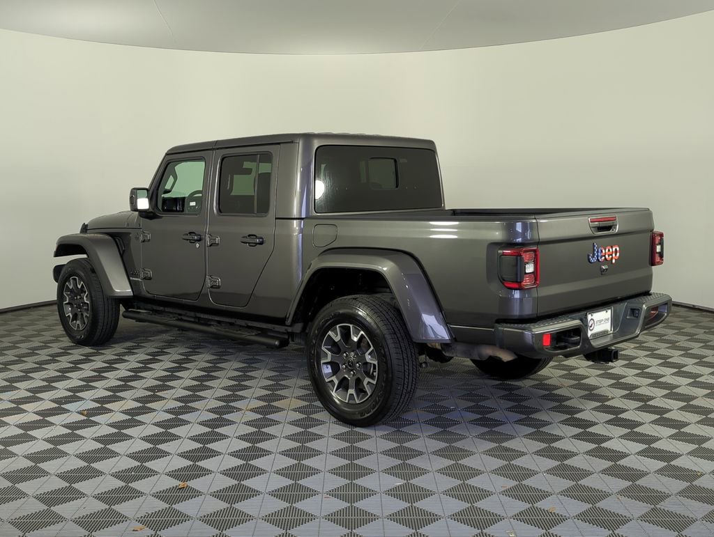 Used 2021 Jeep Gladiator Overland AWD/4WD image 5