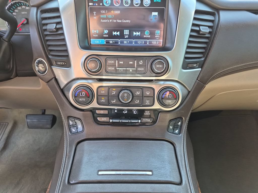 Used 2017 Chevrolet Tahoe Premier AWD/4WD image 28