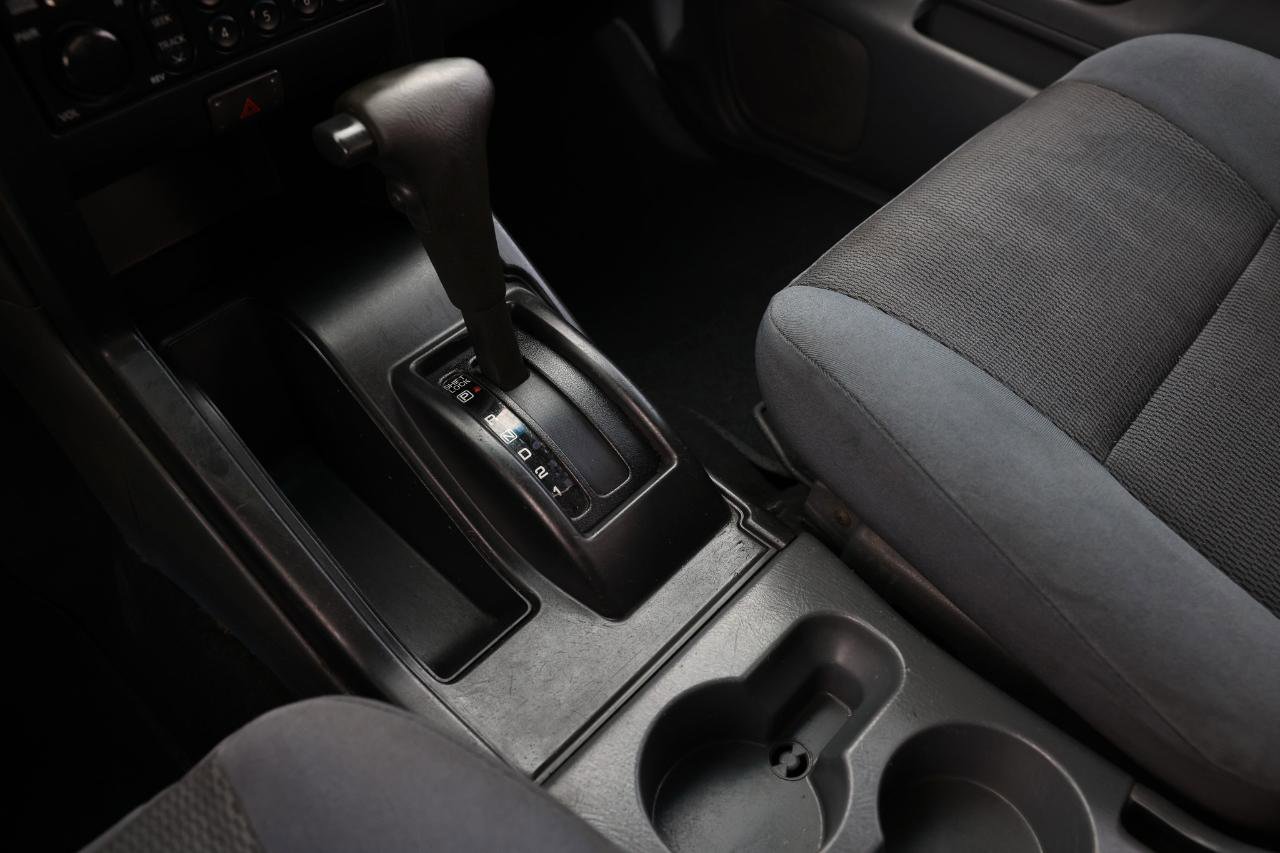 Used 2004 Nissan Frontier XE w/ (PWR) Pwr Pkg image 33