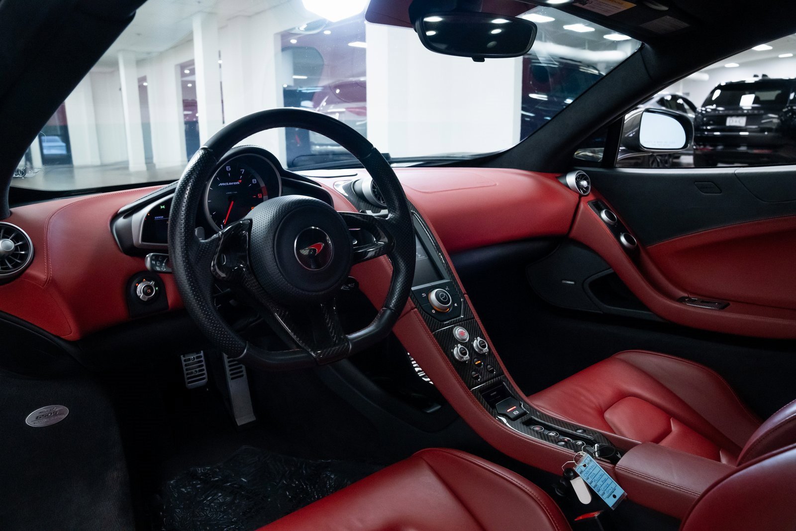 Used 2015 McLaren 650S Coupe image 24