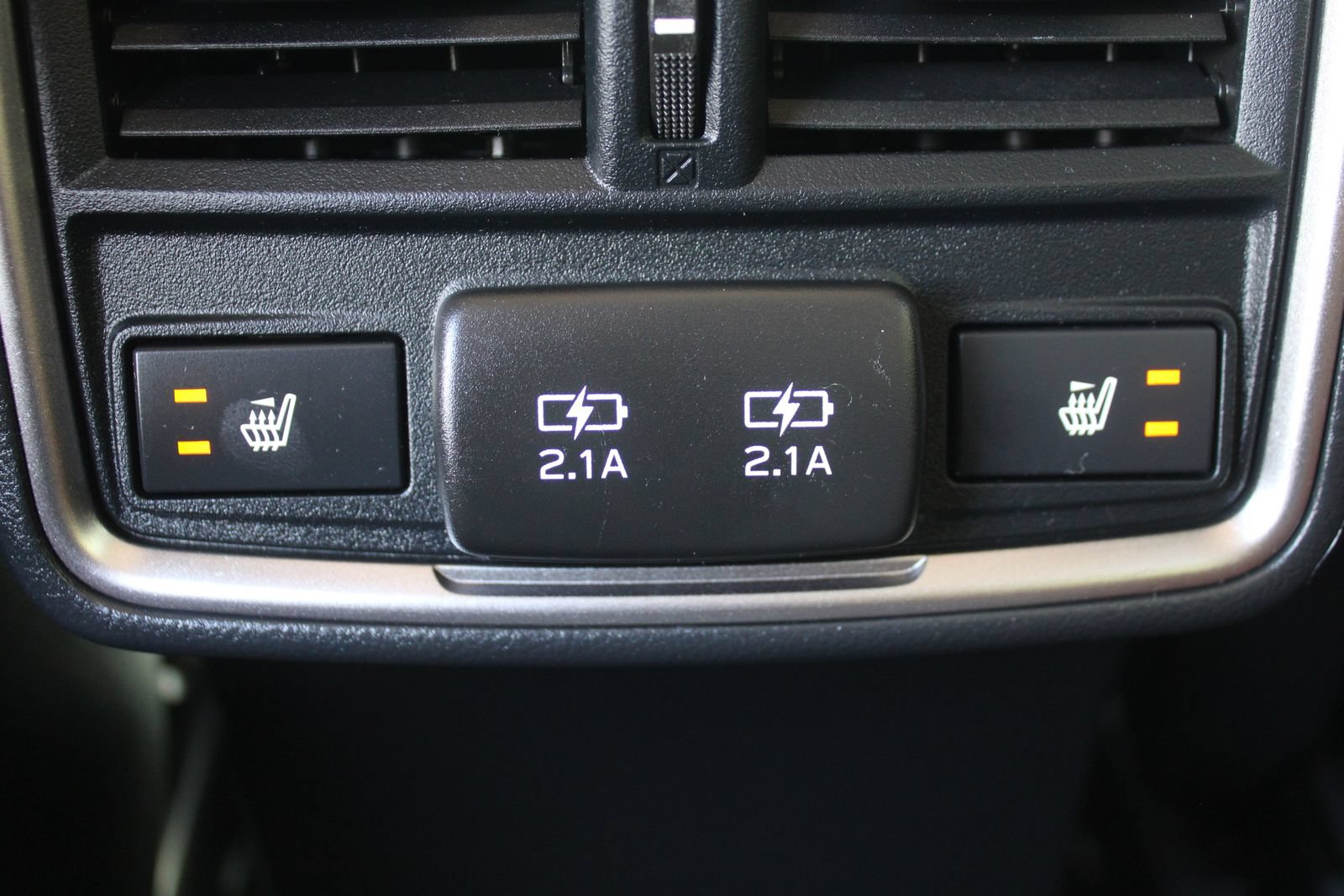 Used 2024 Subaru Forester Touring w/ POP Package 3 AWD/4WD image 27