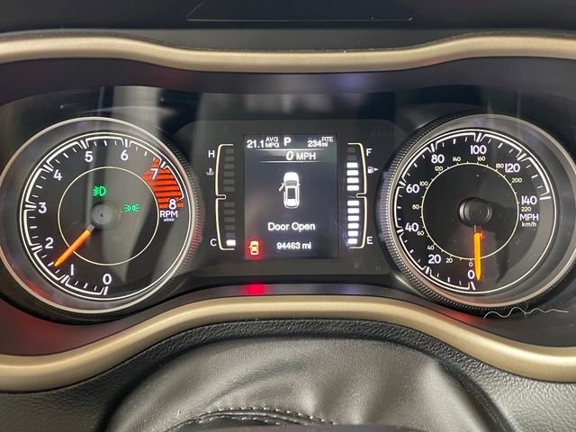 Used 2017 Jeep Cherokee Latitude w/ Comfort/Convenience Group image 5