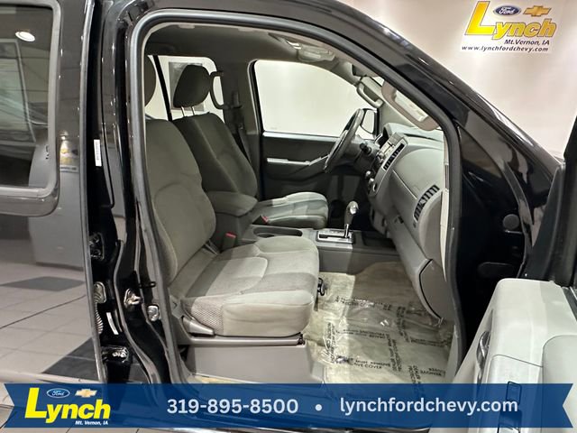 Used 2014 Nissan Frontier SV image 5