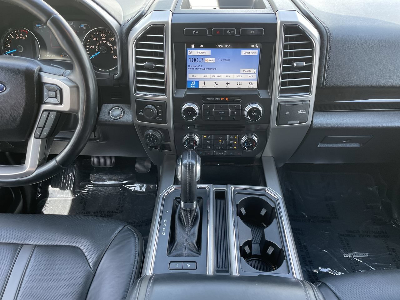 Used 2017 Ford F150 Platinum w/ Equipment Group 701A Luxury AWD/4WD image 15