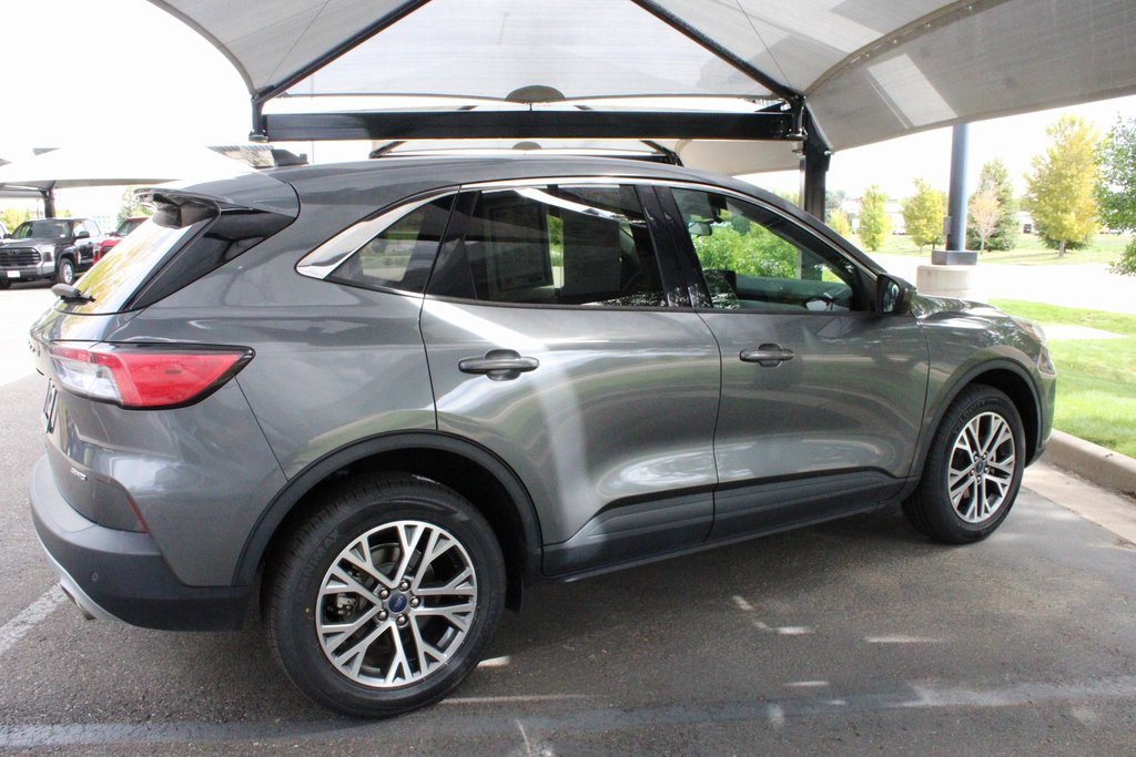 Used 2022 Ford Escape SEL image 16