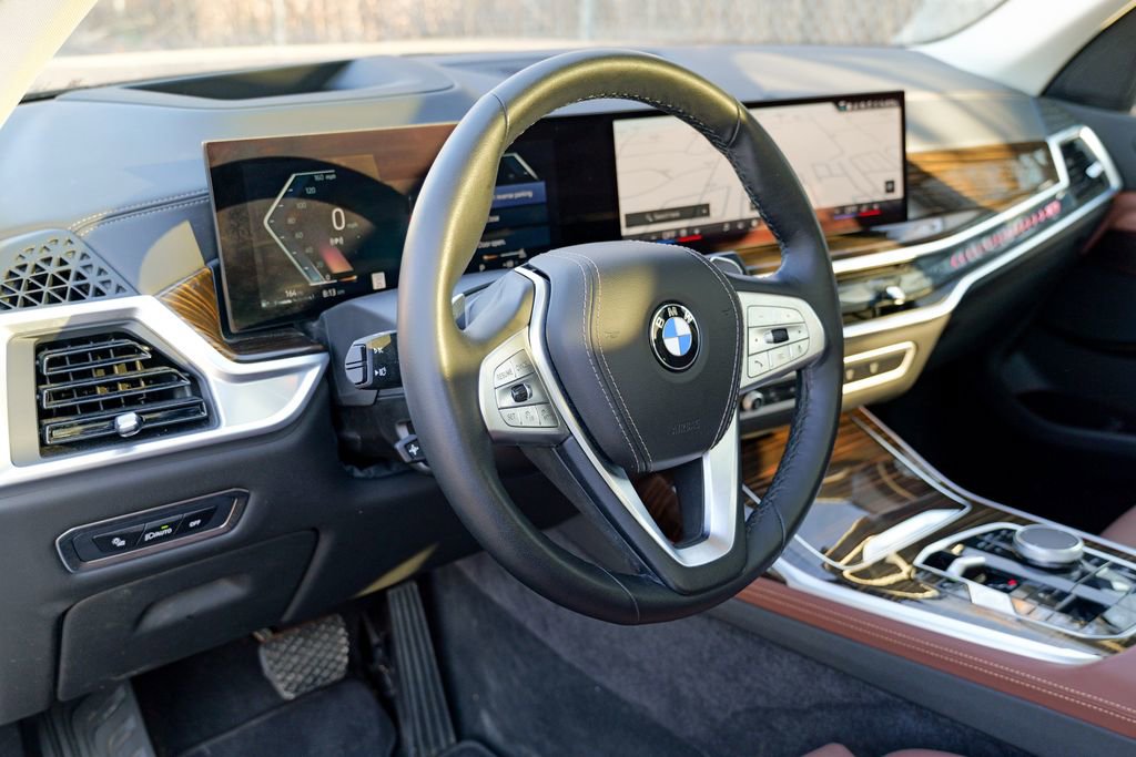 Used 2024 BMW X7 xDrive40i w/ Climate Comfort Package AWD/4WD image 20