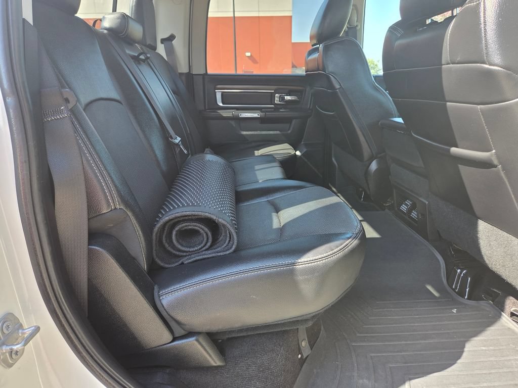 Used 2017 RAM 1500 Laramie w/ Convenience Group AWD/4WD image 46