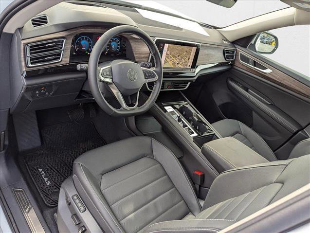 New 2025 Volkswagen Atlas SEL image 3