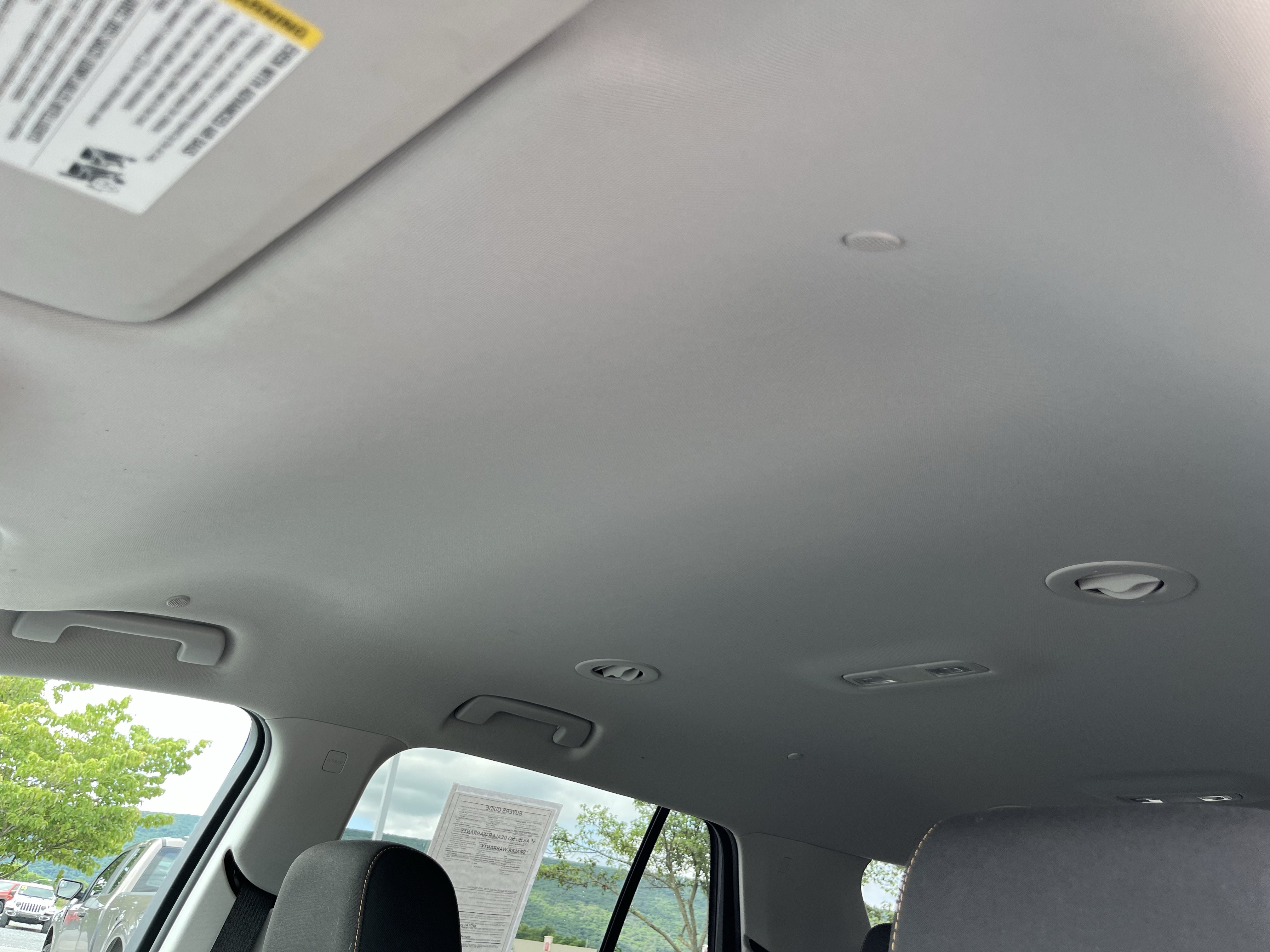 Used 2021 Chevrolet Traverse LT w/ LPO, Blackout Package AWD/4WD image 25