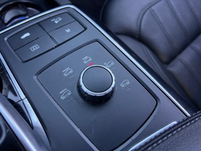 Used 2019 Mercedes-Benz GLS 450 4MATIC image 26