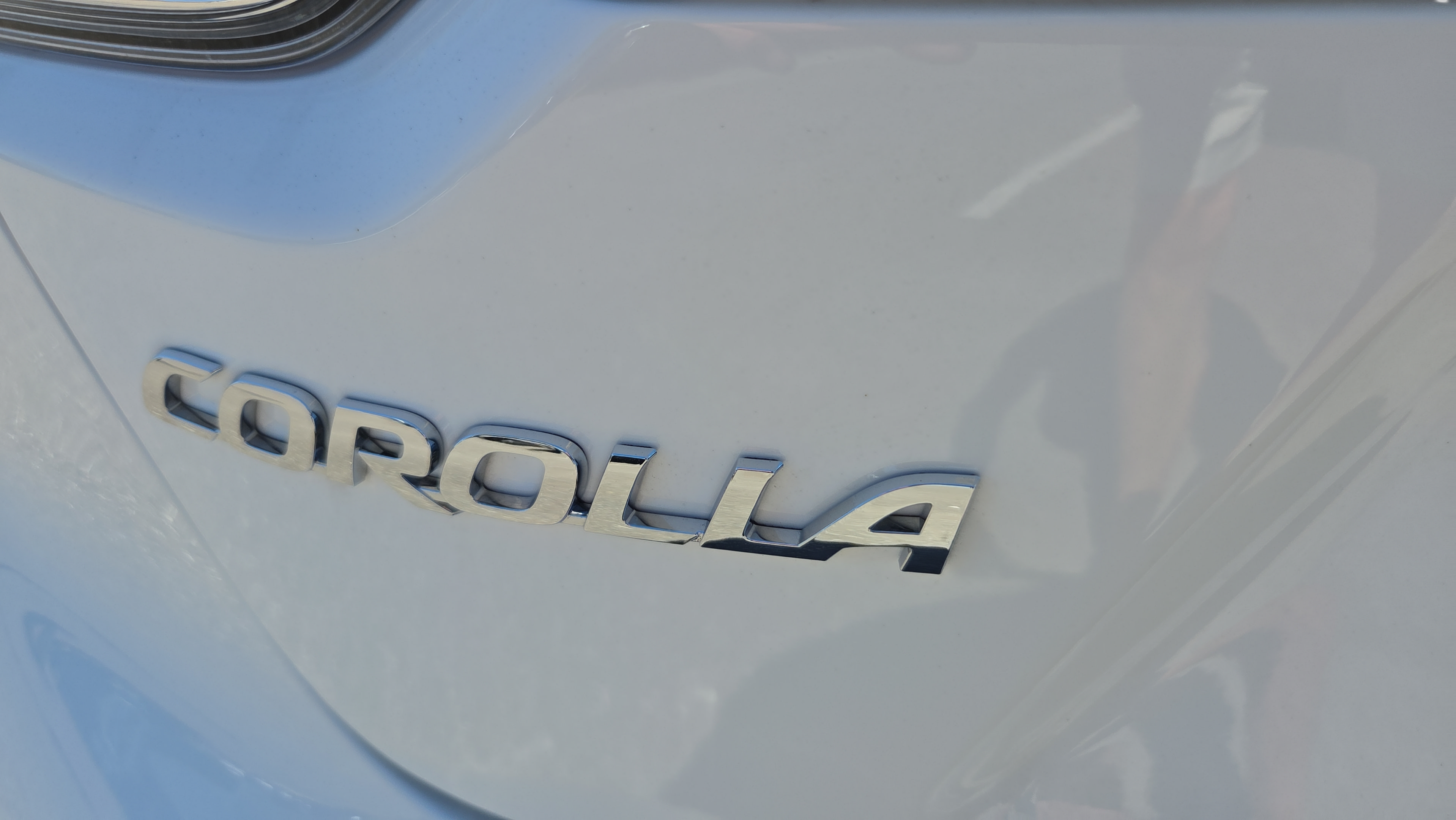 Certified 2026 Toyota Corolla LE FWD image 2