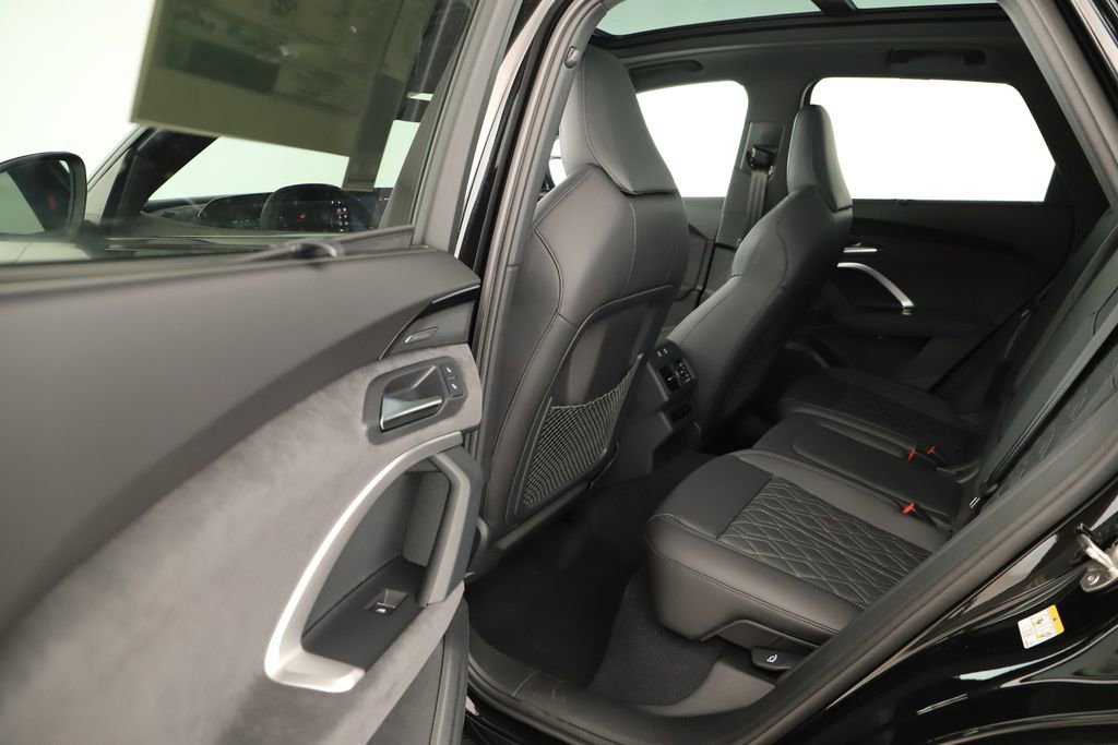 New 2025 Audi SQ5 Premium Plus image 26