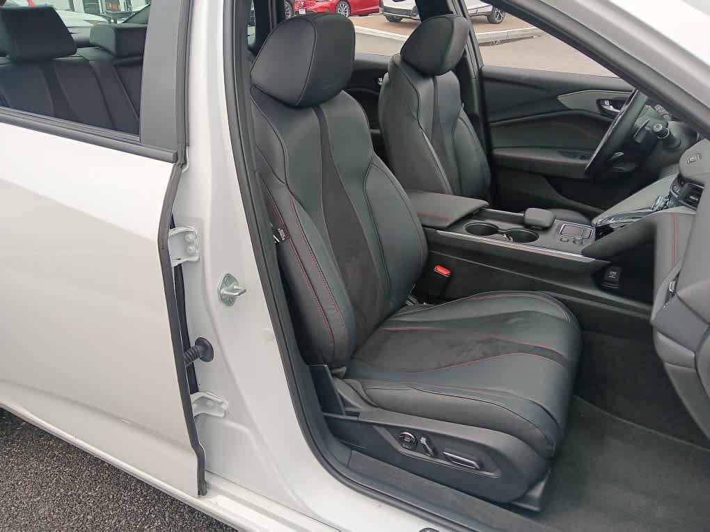 Used 2025 Acura TLX Type S AWD/4WD image 21