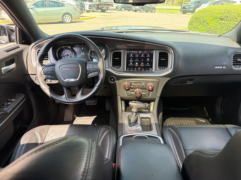 Used 2020 Dodge Charger Scat Pack RWD image 2