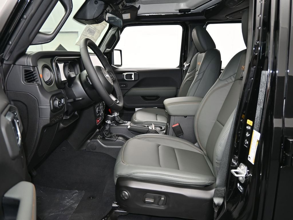 New 2026 Jeep Gladiator Mojave AWD/4WD image 11