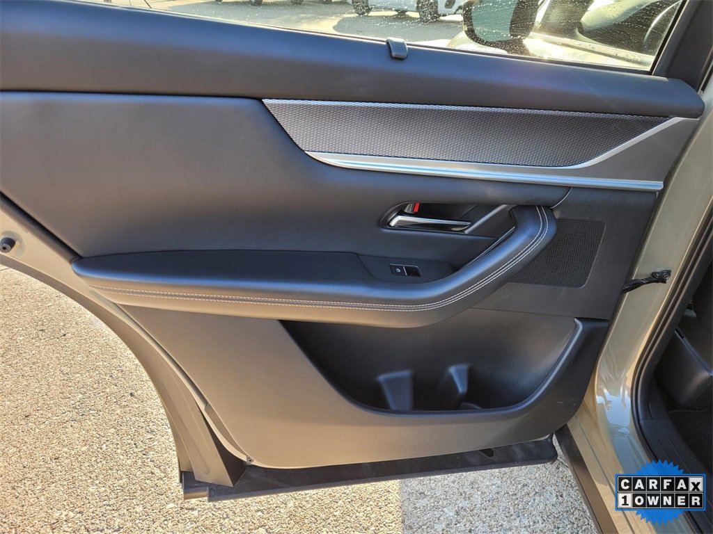 Used 2025 MAZDA CX-70 3.3 Turbo S w/ Premium Package image 16