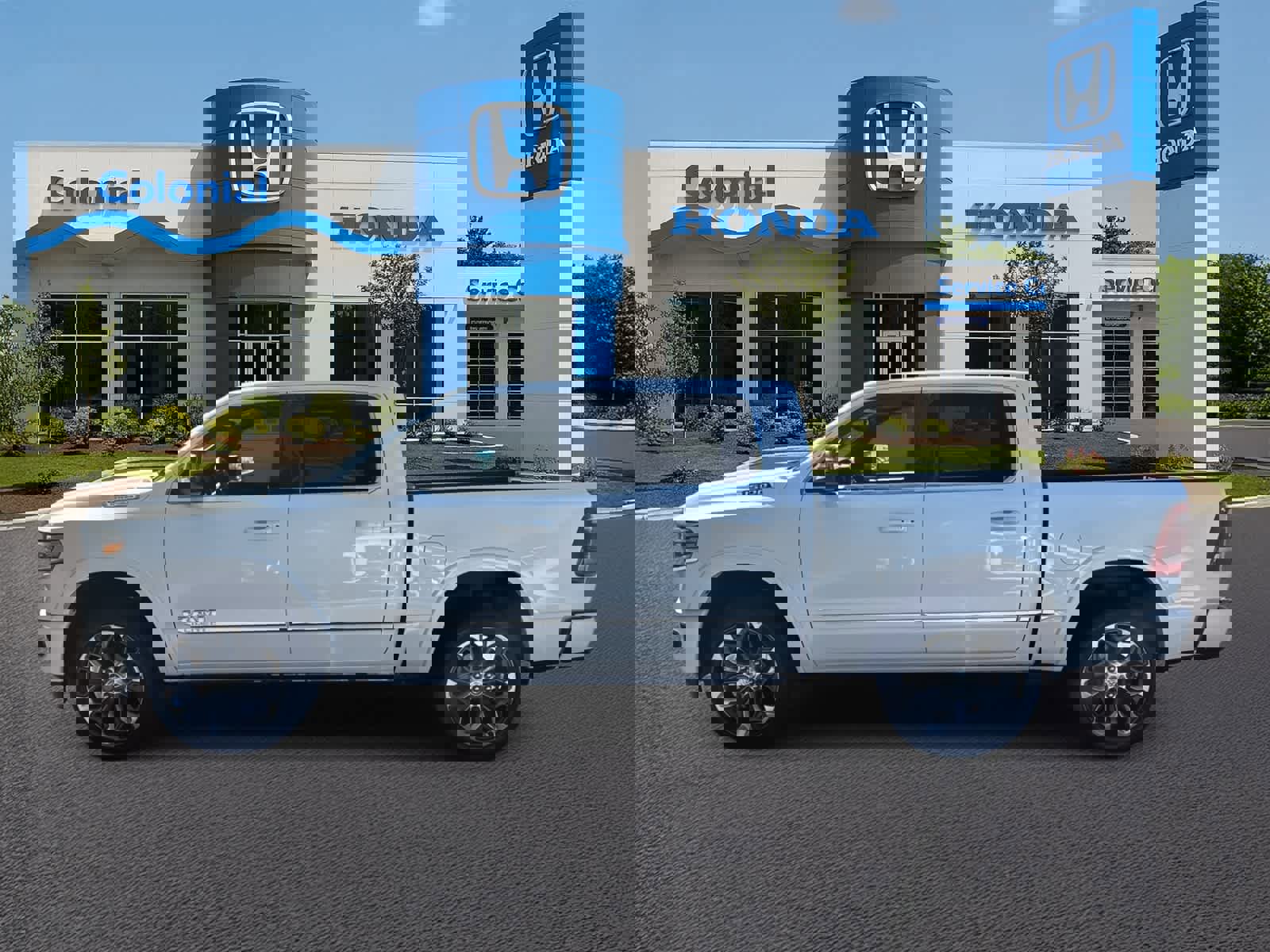 Used 2023 RAM 1500 Limited w/ Body Color Bumper Group image 3