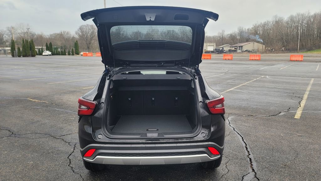 New 2026 Chevrolet Trax LT image 11