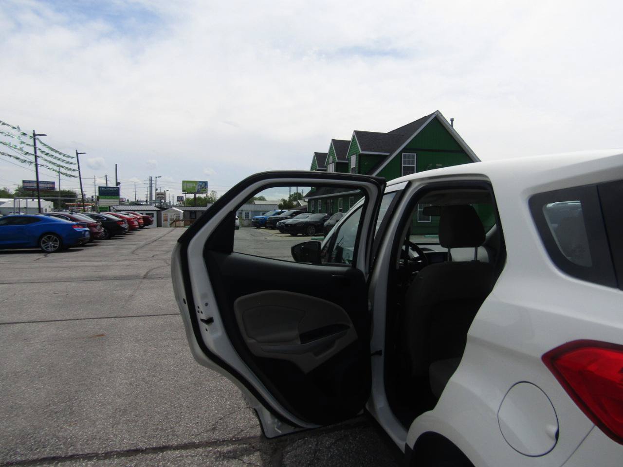 Used 2019 Ford EcoSport S FWD image 18